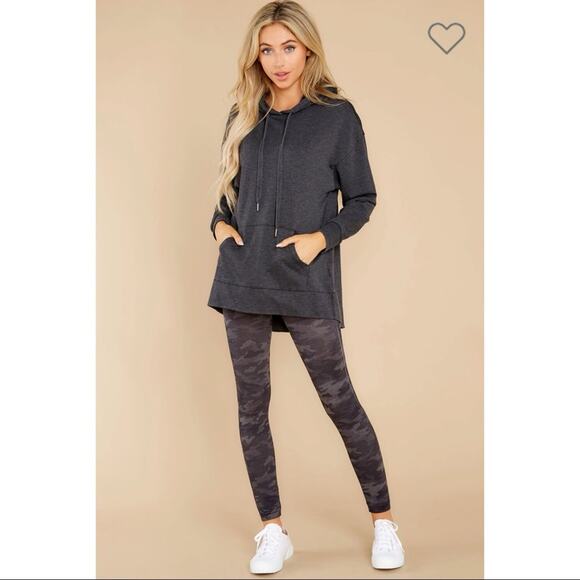 SPANX Pants - NWT - Spanx Look at Me Now Camo Seamless Leggings